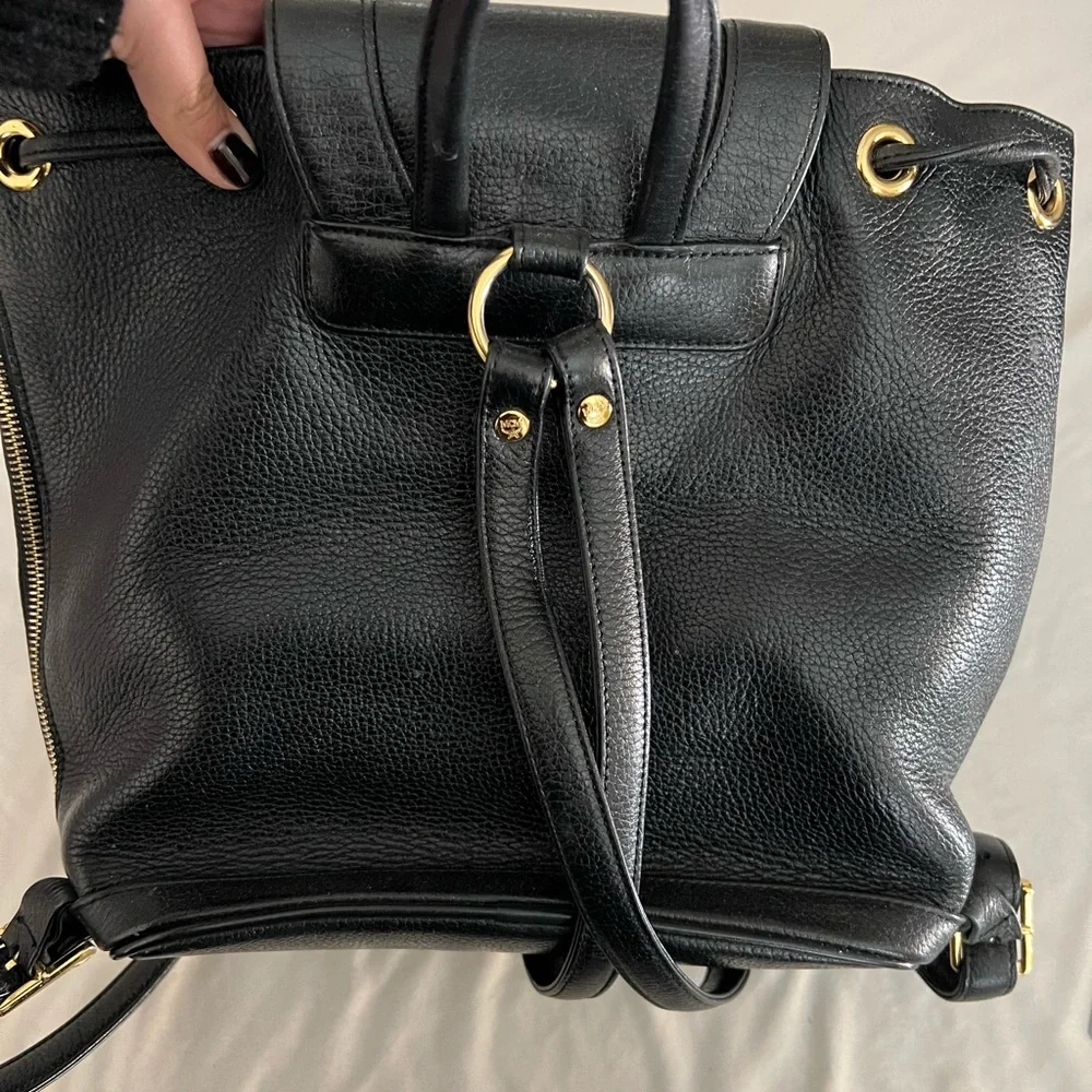 Authentic Medium/small backpack - Picture 4 of 12